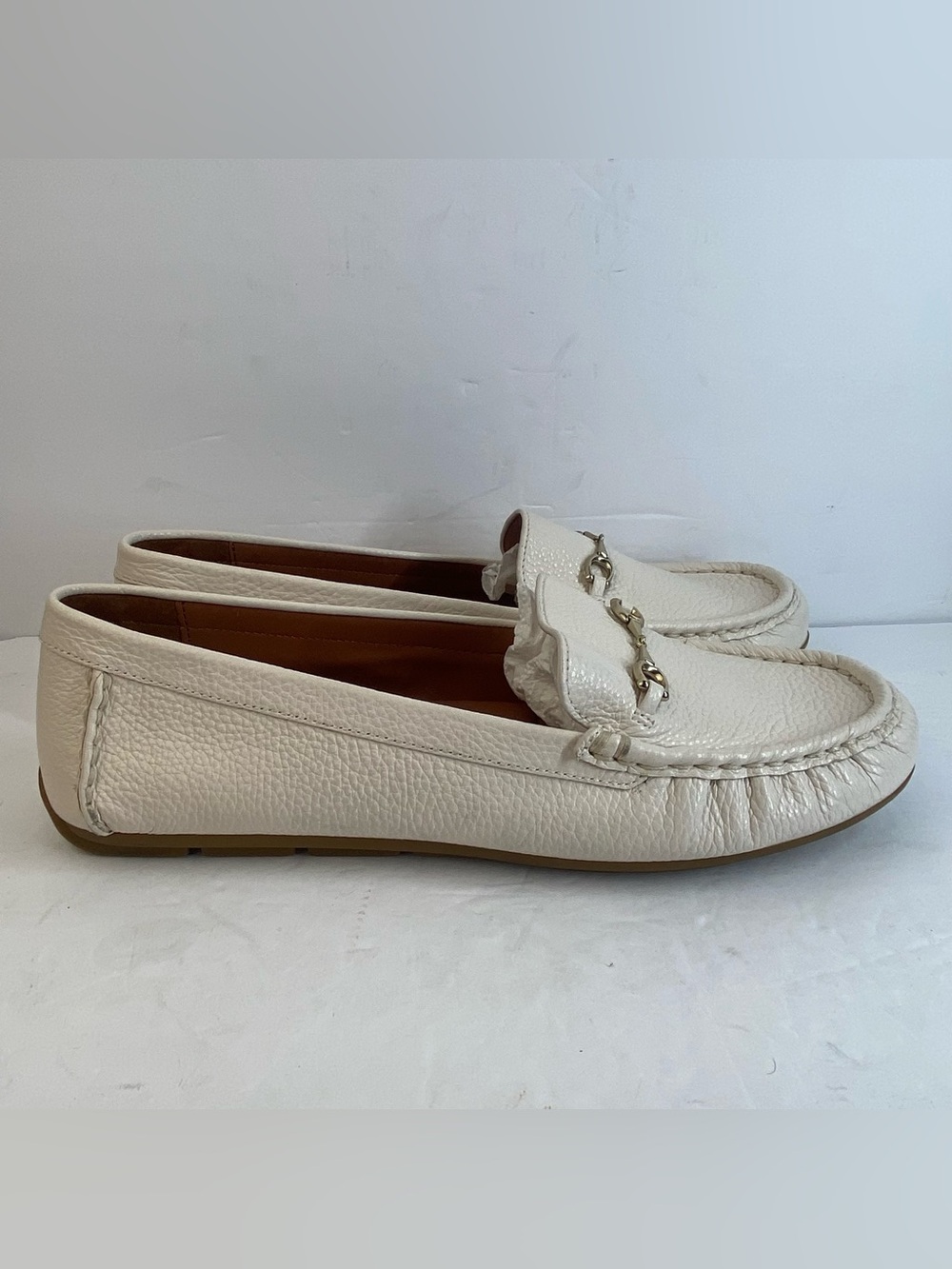 Coach Mavis Pebbled Leather Loafer – Women's Size 9.5B – Cream/Ivory –